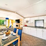 Ferienhaus Discover, Enjoy Ultra-fast Starlink Wifi *