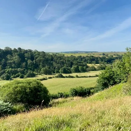 Discover, Enjoy Ultra-fast Starlink Wifi Holiday home Carlisle (Cumbria)